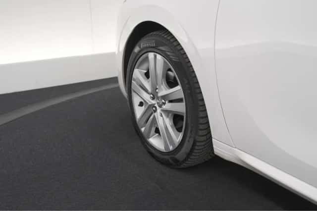 Peugeot 208 (2019) thumbnail 14