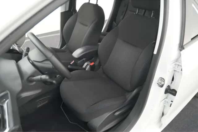 Peugeot 208 (2019) thumbnail 19