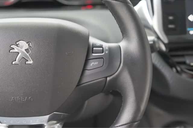 Peugeot 208 (2019) thumbnail 24