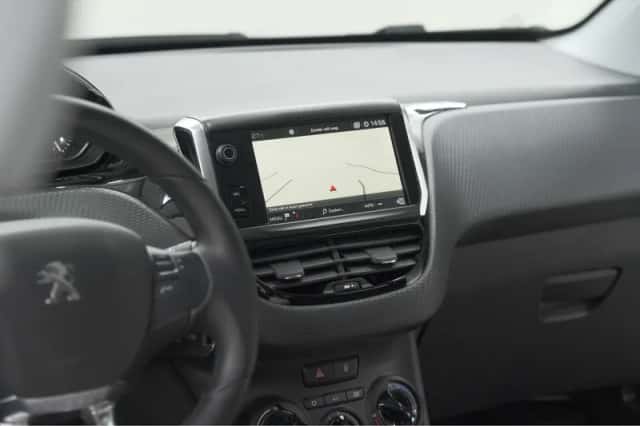 Peugeot 208 (2019) thumbnail 37