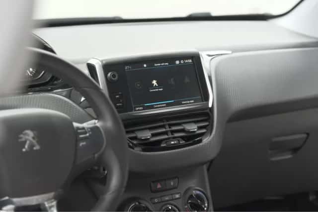 Peugeot 208 (2019) thumbnail 38