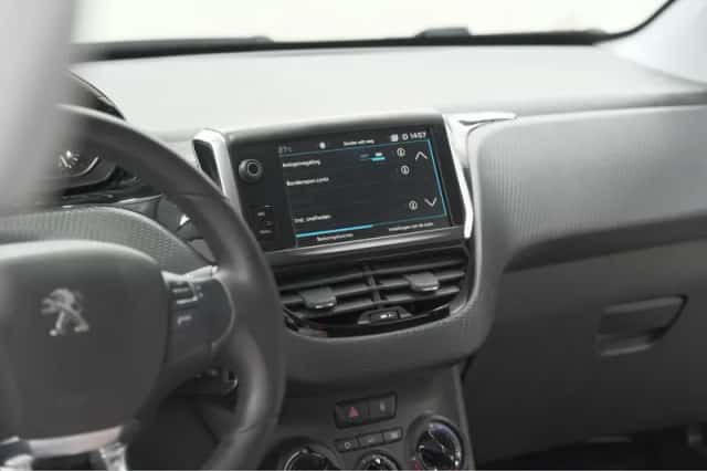 Peugeot 208 (2019) thumbnail 40