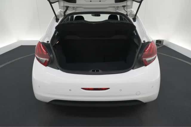 Peugeot 208 (2019) thumbnail 46