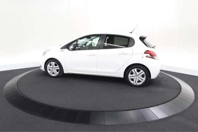 Peugeot 208 (2019) thumbnail 51