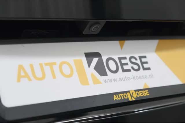 Peugeot 3008 (2024) thumbnail 2