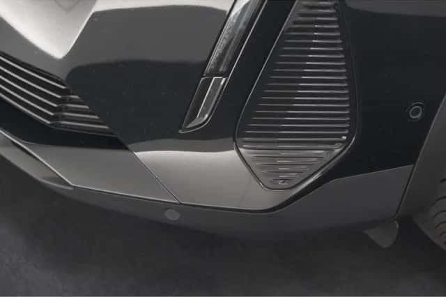 Peugeot 3008 (2024) thumbnail 14