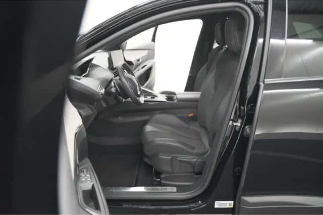 Peugeot 3008 (2024) thumbnail 24