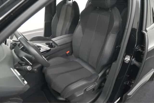 Peugeot 3008 (2024) thumbnail 25