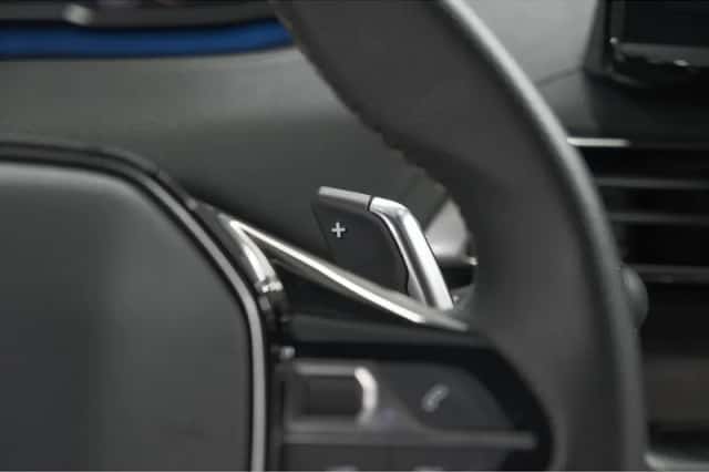 Peugeot 3008 (2024) thumbnail 33