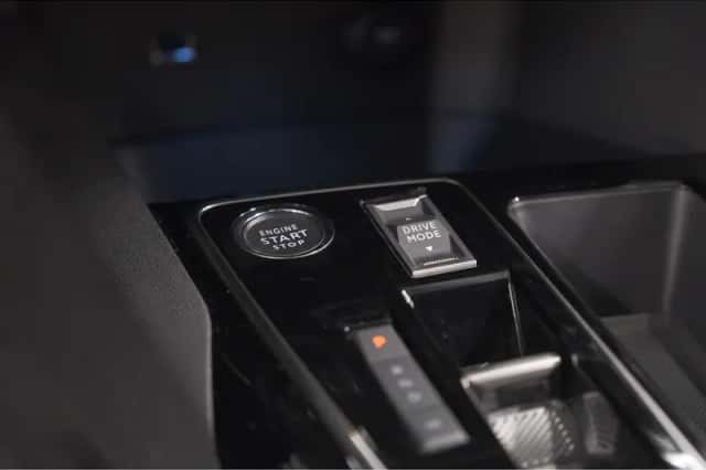 Peugeot 3008 (2024) thumbnail 42
