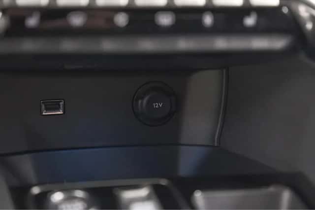 Peugeot 3008 (2024) thumbnail 43