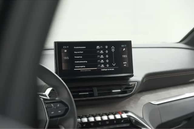 Peugeot 3008 (2024) thumbnail 53