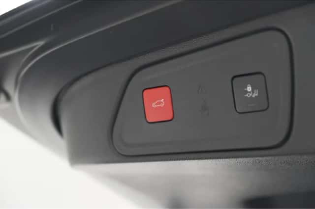 Peugeot 3008 (2024) thumbnail 59