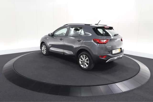 Kia Stonic (2023) thumbnail 11