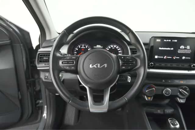 Kia Stonic (2023) thumbnail 24