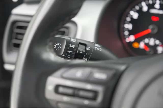 Kia Stonic (2023) thumbnail 27