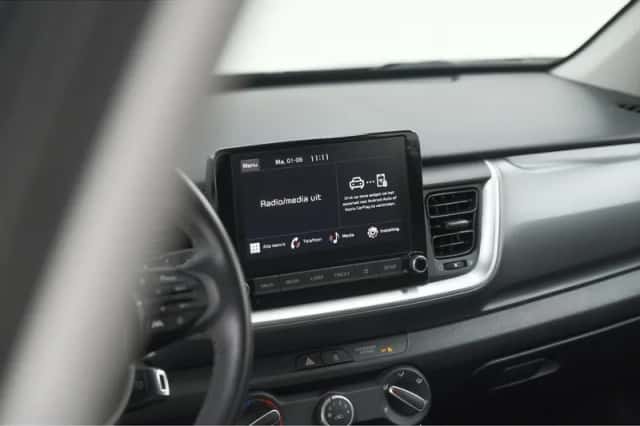 Kia Stonic (2023) thumbnail 37