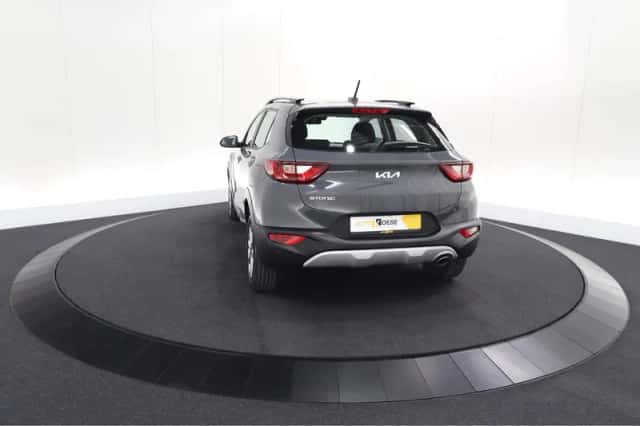 Kia Stonic (2023) thumbnail 10