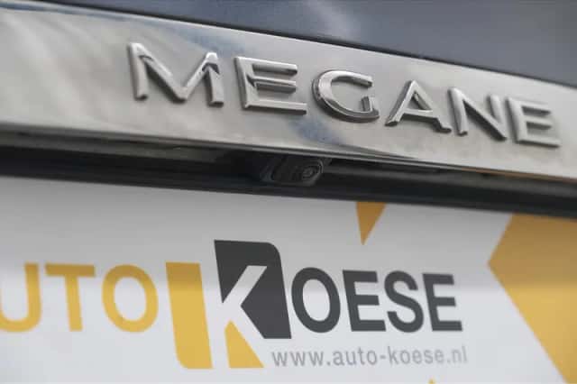 Renault Mégane (2022) thumbnail 4
