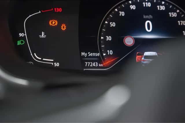 Renault Mégane (2022) thumbnail 39