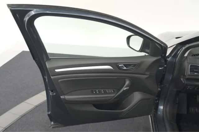 Renault Mégane (2022) thumbnail 73