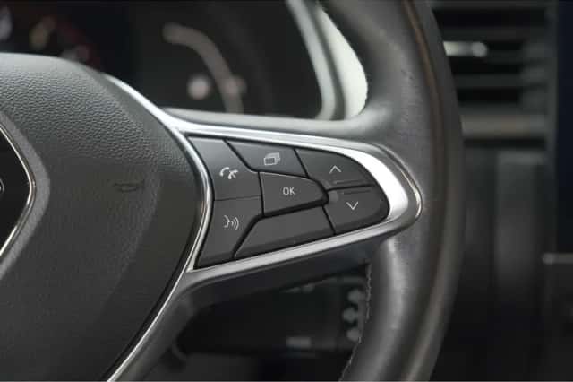 Renault Captur (2020) thumbnail 34