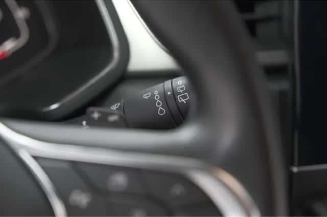 Renault Captur (2020) thumbnail 38