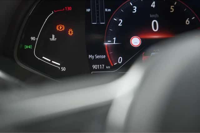 Renault Captur (2020) thumbnail 42