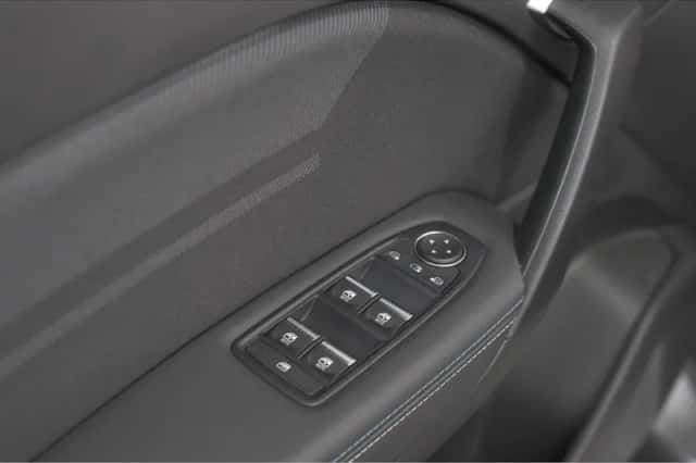 Renault Captur (2025) thumbnail 23