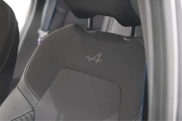 Renault Captur (2025) thumbnail 26