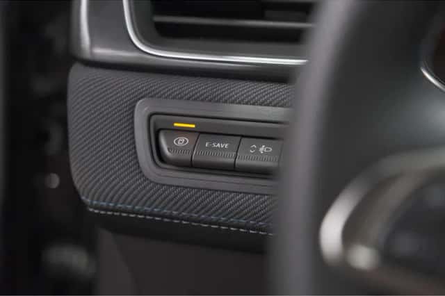 Renault Captur (2025) thumbnail 36