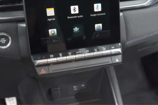 Renault Captur (2025) thumbnail 43