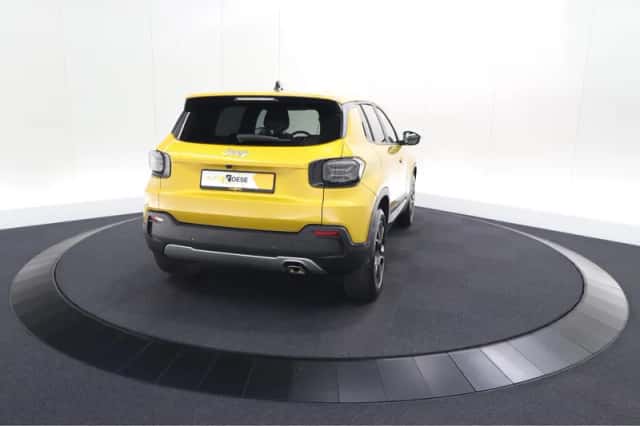 Jeep Avenger (2025) thumbnail 2