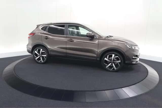 Nissan Qashqai (2020) thumbnail 3