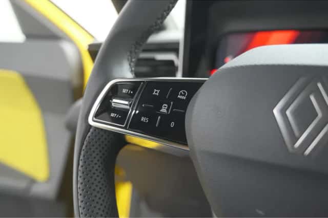 Renault 5 (2025) thumbnail 3