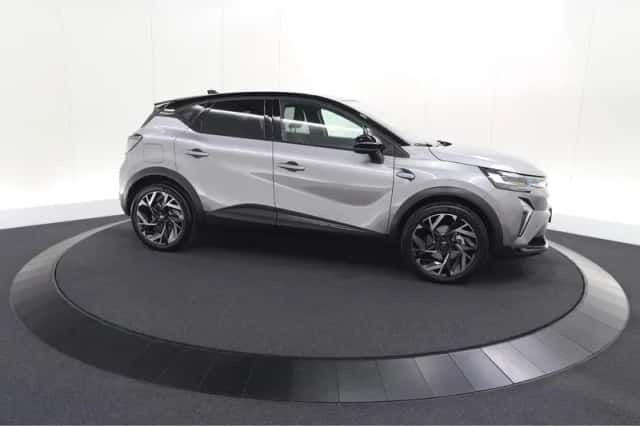 Renault Captur (2025) thumbnail 5