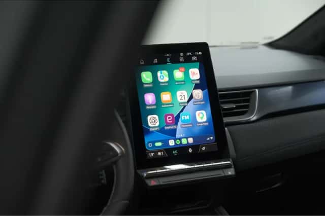 Renault Captur (2025) thumbnail 6