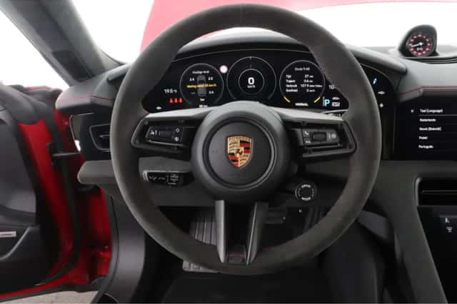 Porsche Taycan (2022) thumbnail 28