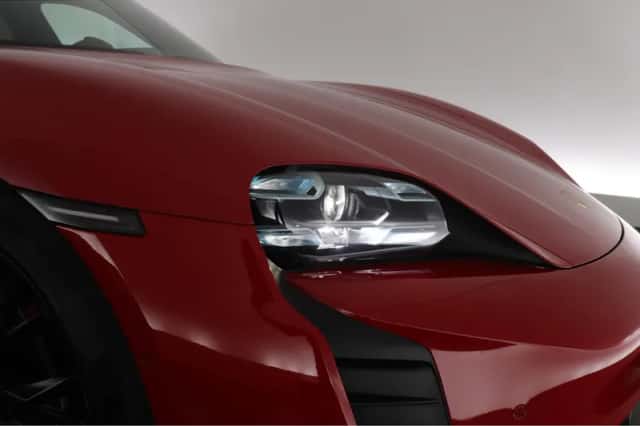 Porsche Taycan (2022) thumbnail 56