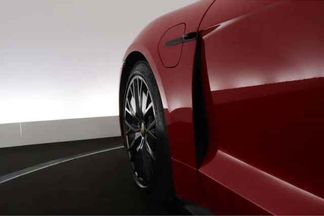 Porsche Taycan (2022) thumbnail 64