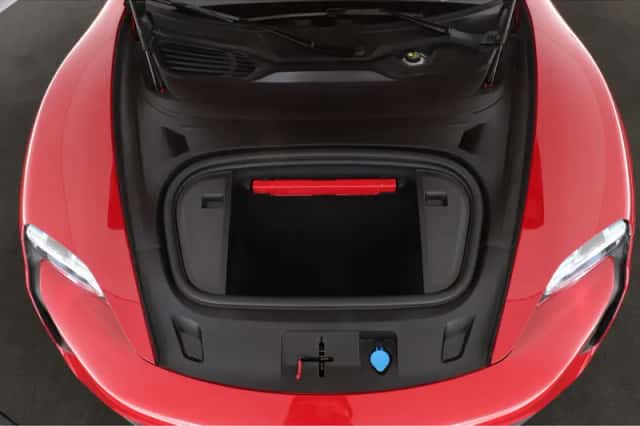 Porsche Taycan (2022) thumbnail 66