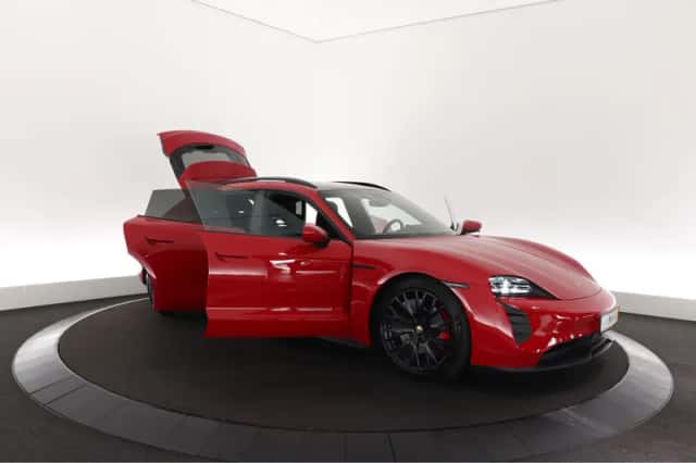 Porsche Taycan (2022) thumbnail 80
