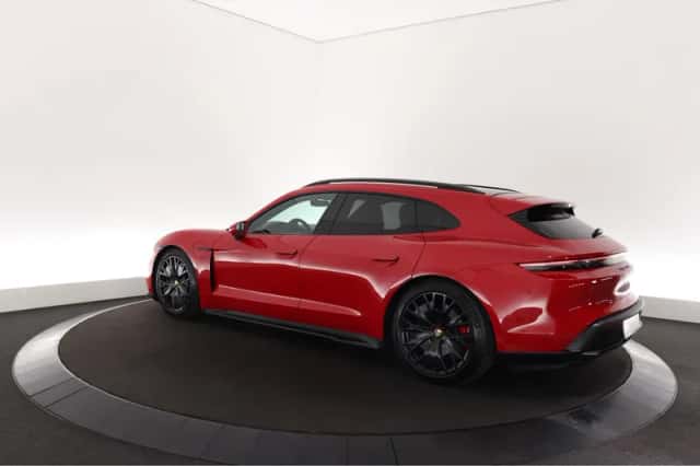 Porsche Taycan (2022) thumbnail 10