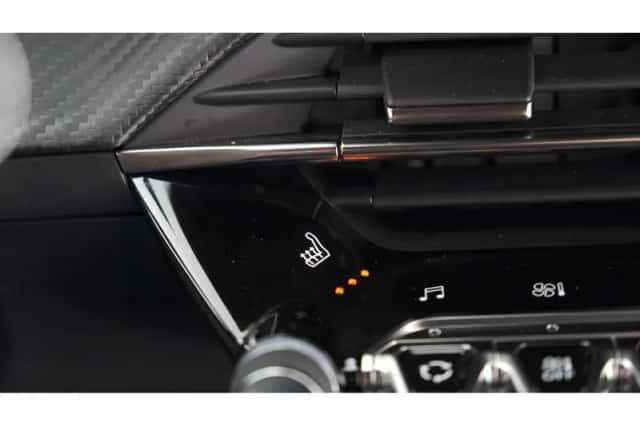 Peugeot 2008 (2022) thumbnail 14