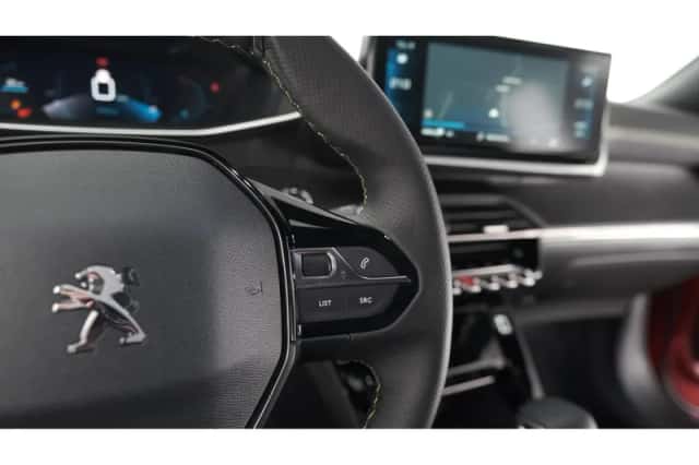 Peugeot 2008 (2022) thumbnail 25