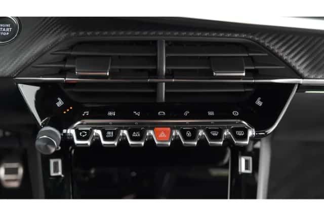 Peugeot 2008 (2022) thumbnail 31
