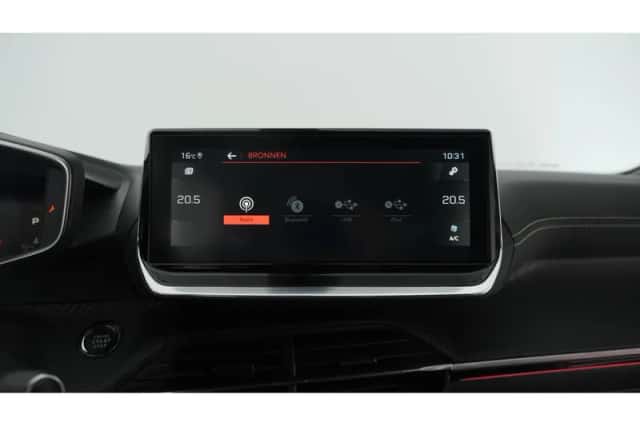 Peugeot 2008 (2022) thumbnail 33
