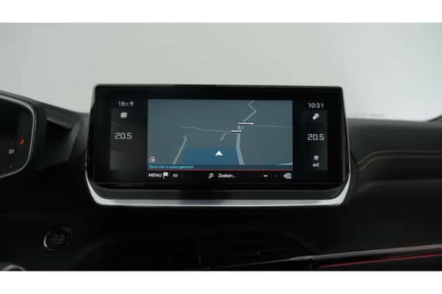Peugeot 2008 (2022) thumbnail 35