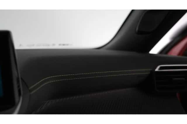 Peugeot 2008 (2022) thumbnail 40