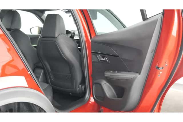 Peugeot 2008 (2022) thumbnail 51